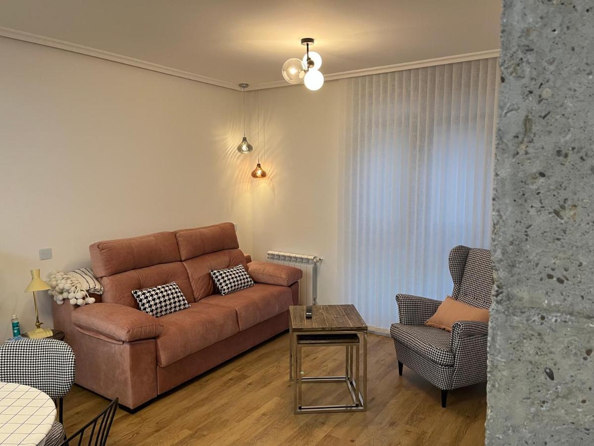 Apartament Mia'S Studio Catedral León Zewnętrze zdjęcie